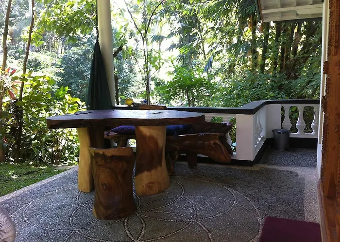 White Lotus Oasis Ubud